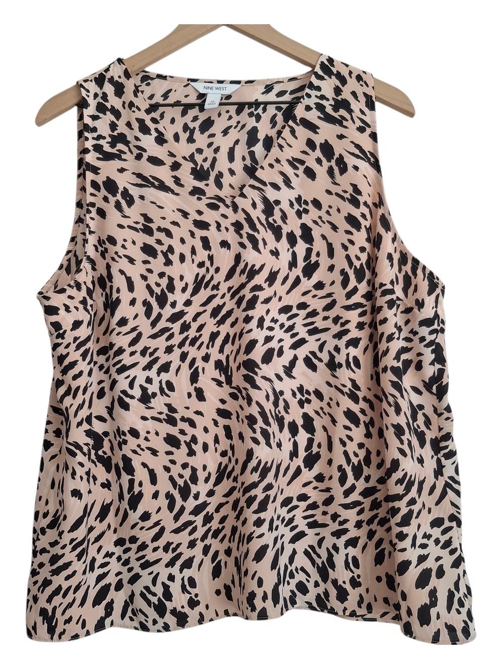 Nine West Blush and Black Leopard-Print V-Neck Top, Size XL, Career, Sleeveless